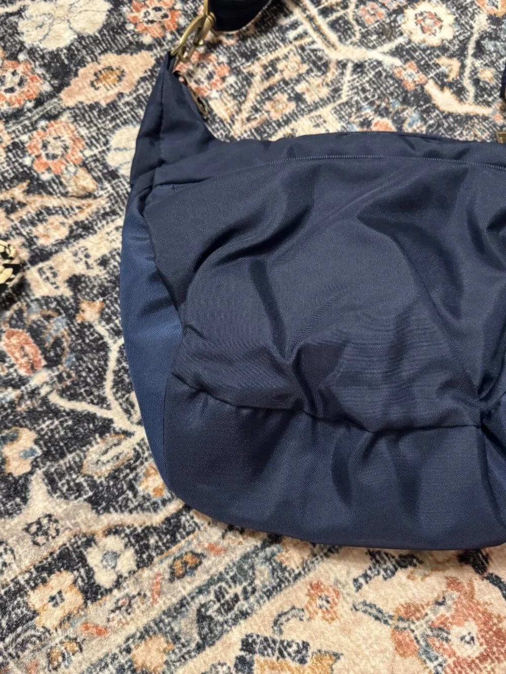 Travelon Navy Blue Anti-Theft Crossbody Bag Shoulder Purse